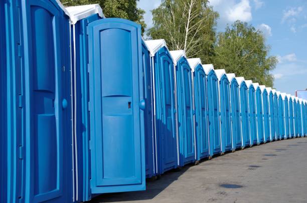 Best Portable toilet rental cost  in Edwardsville, KS